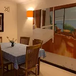 Villa Kunang