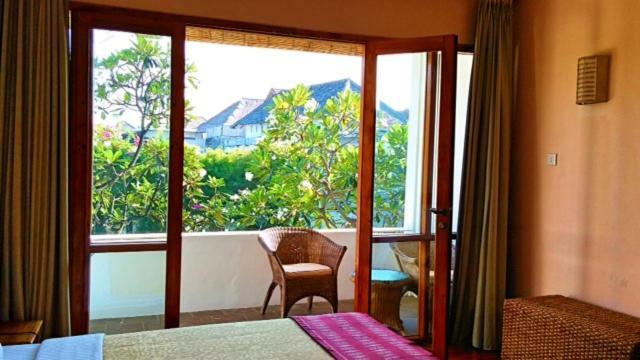 Kunang Villa *
